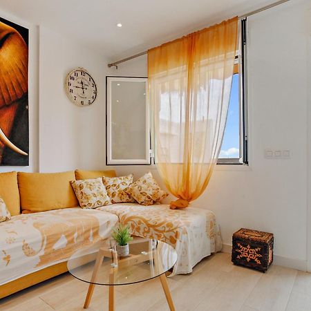 1 Bedroom Giuly Sea Views In Los Cristianos 洛斯克里斯蒂亚诺斯 外观 照片