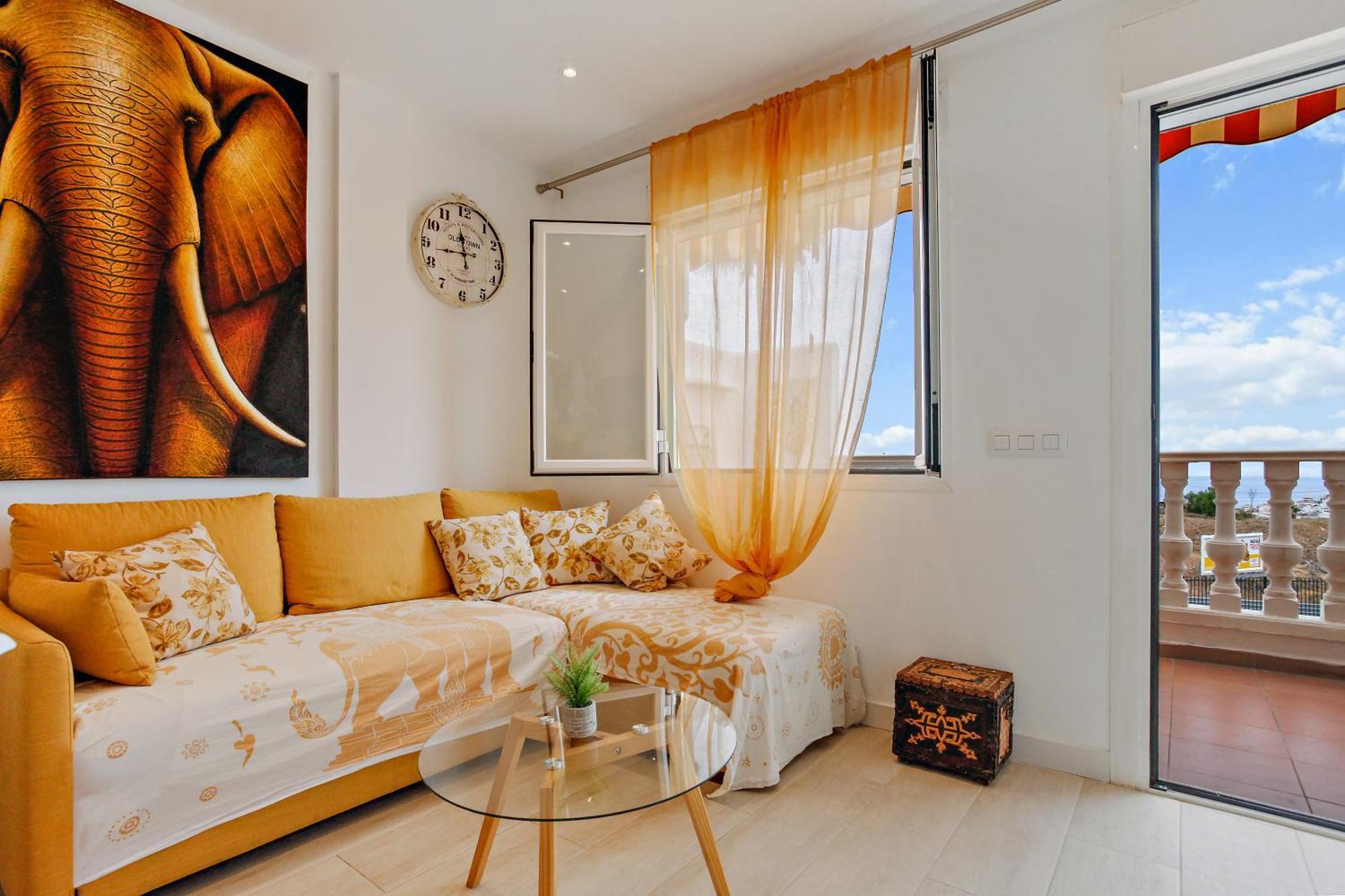 1 Bedroom Giuly Sea Views In Los Cristianos 洛斯克里斯蒂亚诺斯 外观 照片
